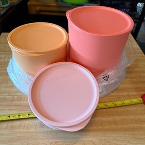 TUPPERWARE ROUND 3 PIECE SET